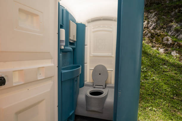 Best Portable Toilet Waste Disposal  in Phoenix Lake, CA